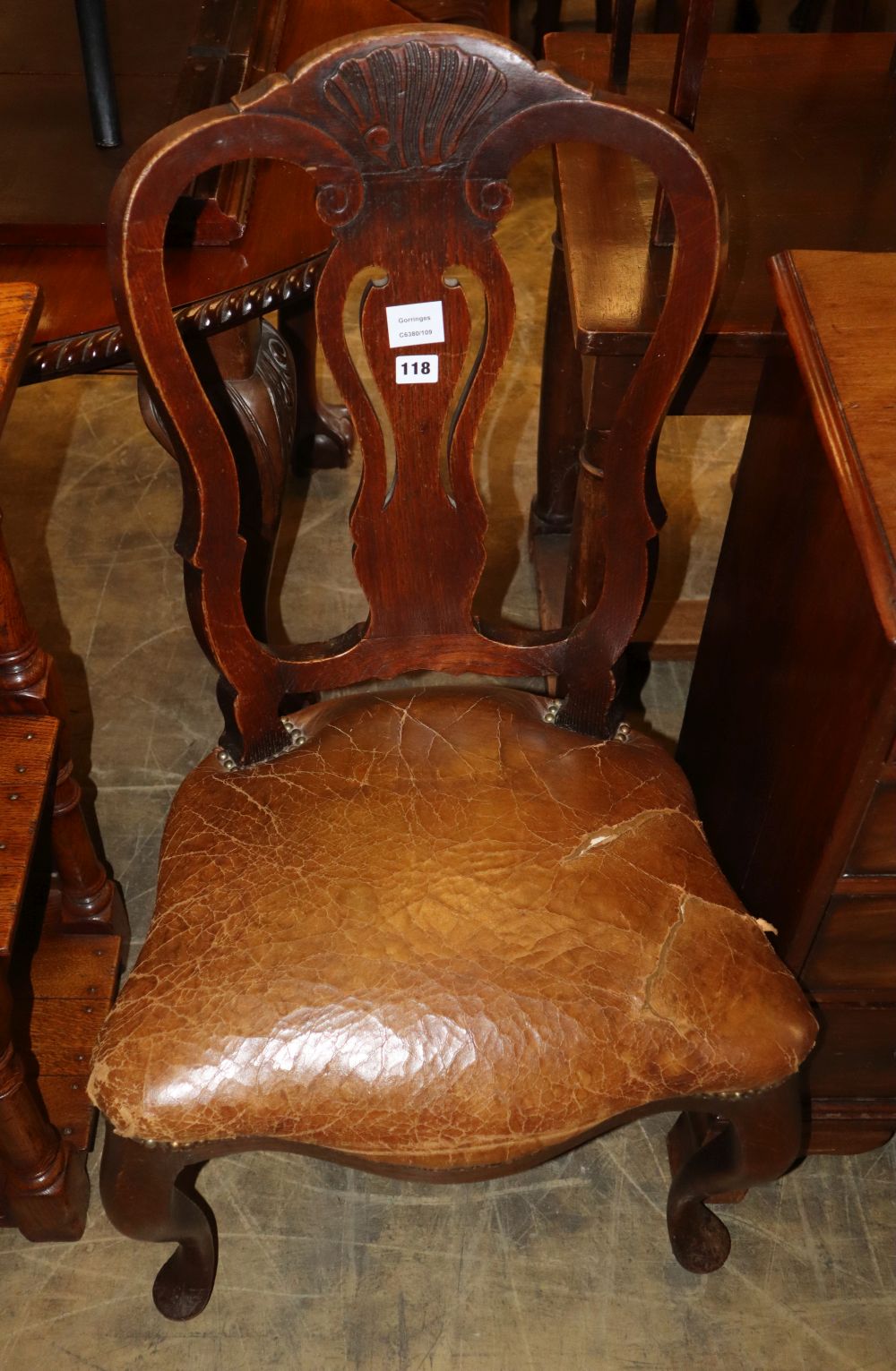 A Queen Anne style dining chair